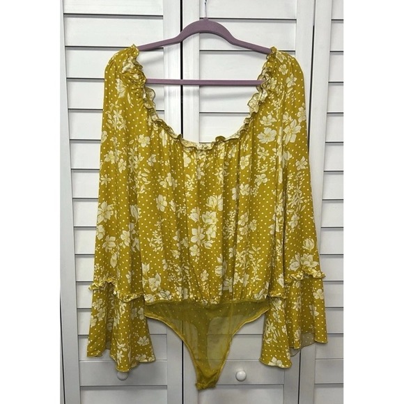 Free People One on One Date Flare Sleeve Bodysuit Women's Size Medium Marigold - Picture 1 of 12